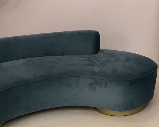 Armless Curved Sofa