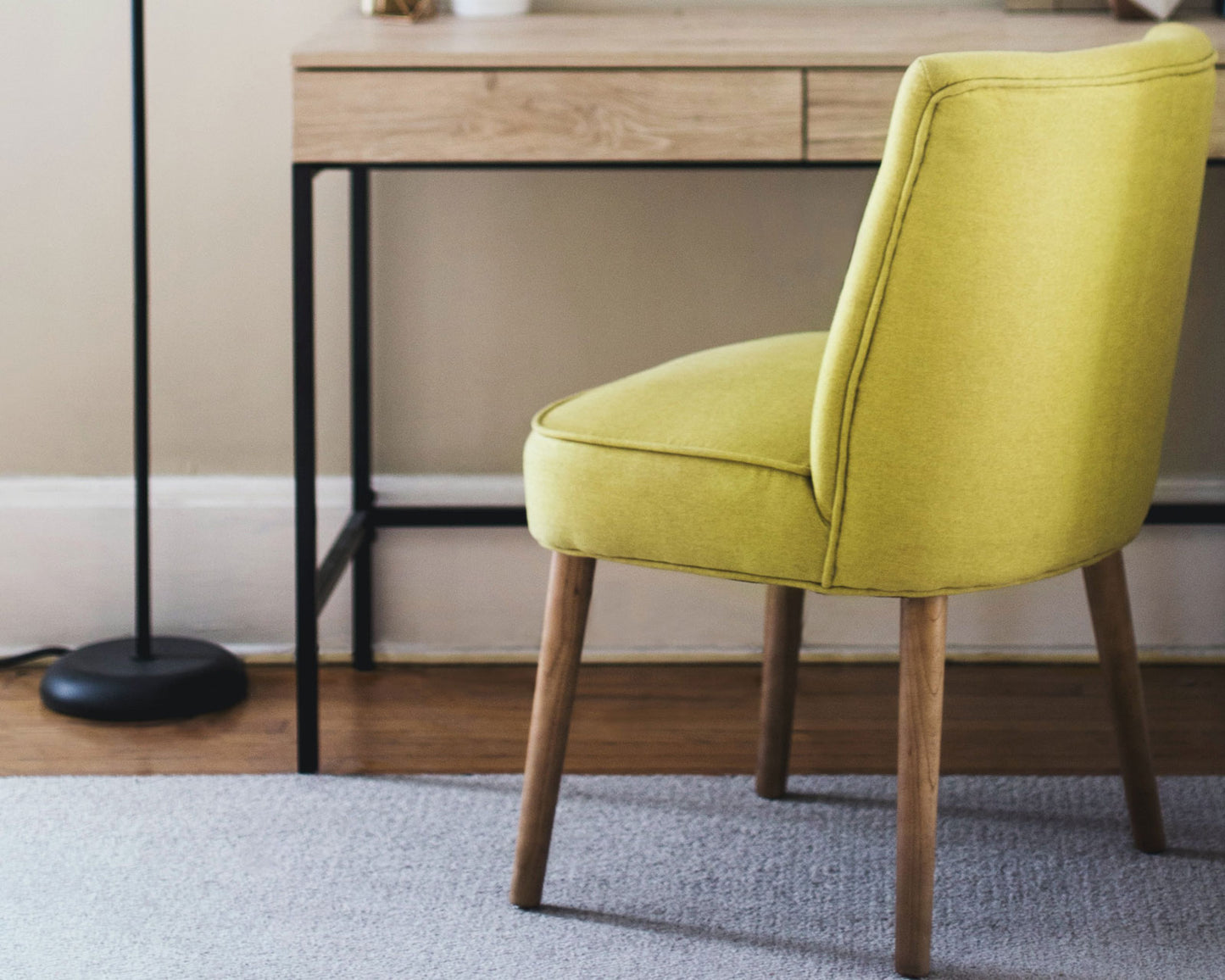 Armless Task Chair